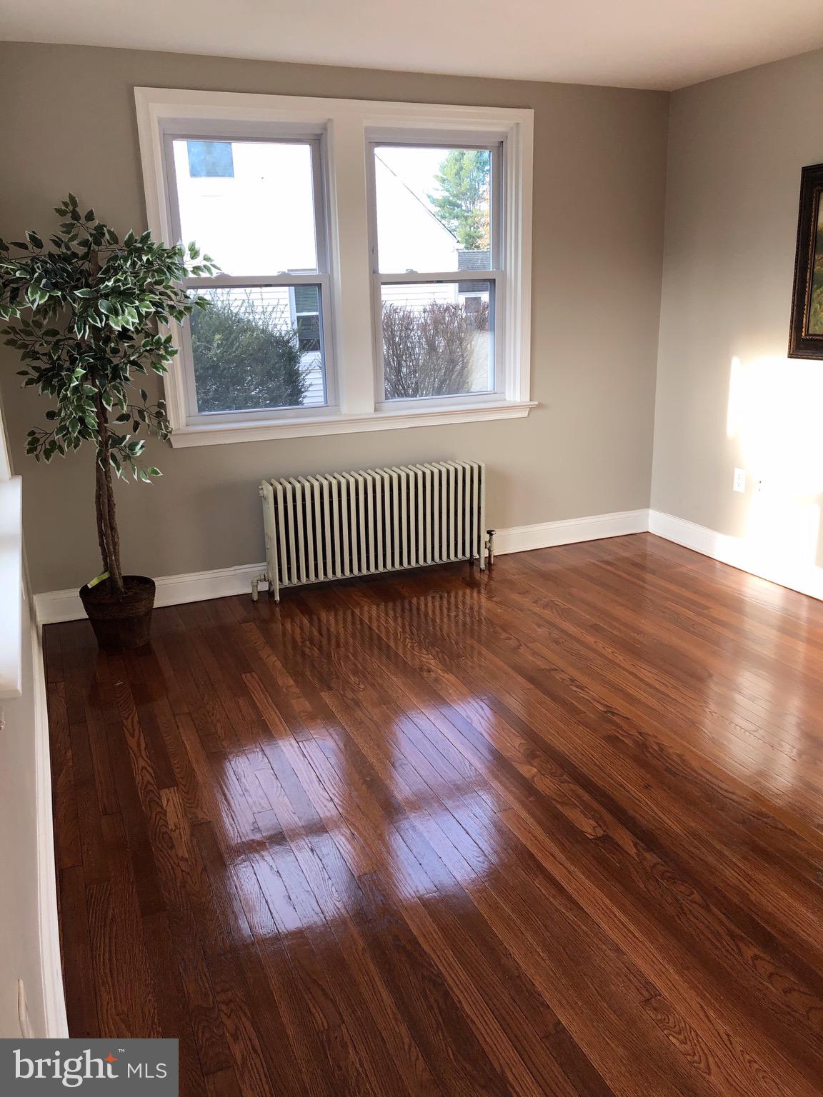 148 West Upper Ferry Road Ewing, NJ 08628 - Photo 2 of 20