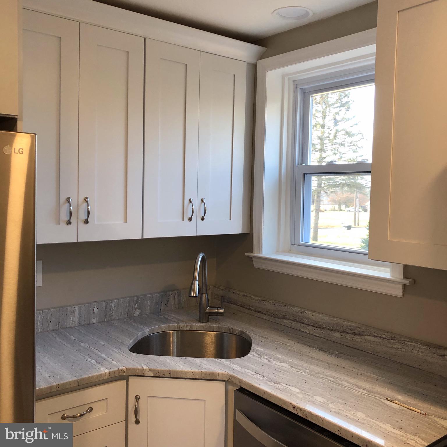 148 West Upper Ferry Road Ewing, NJ 08628 - Photo 9 of 20