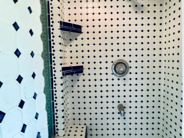 $470,000 | 4185 Eastwood Place, Park City, IL 60085