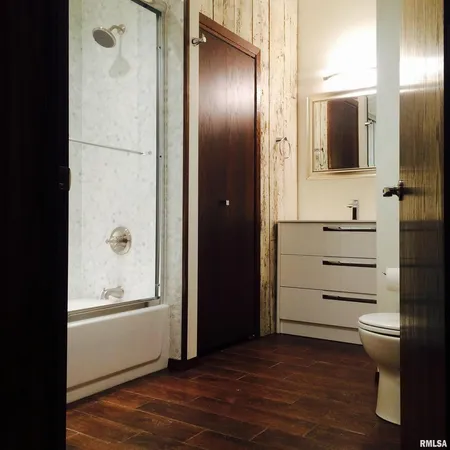 $1,000 | 106 North Main Street, Port Byron, IL 61275