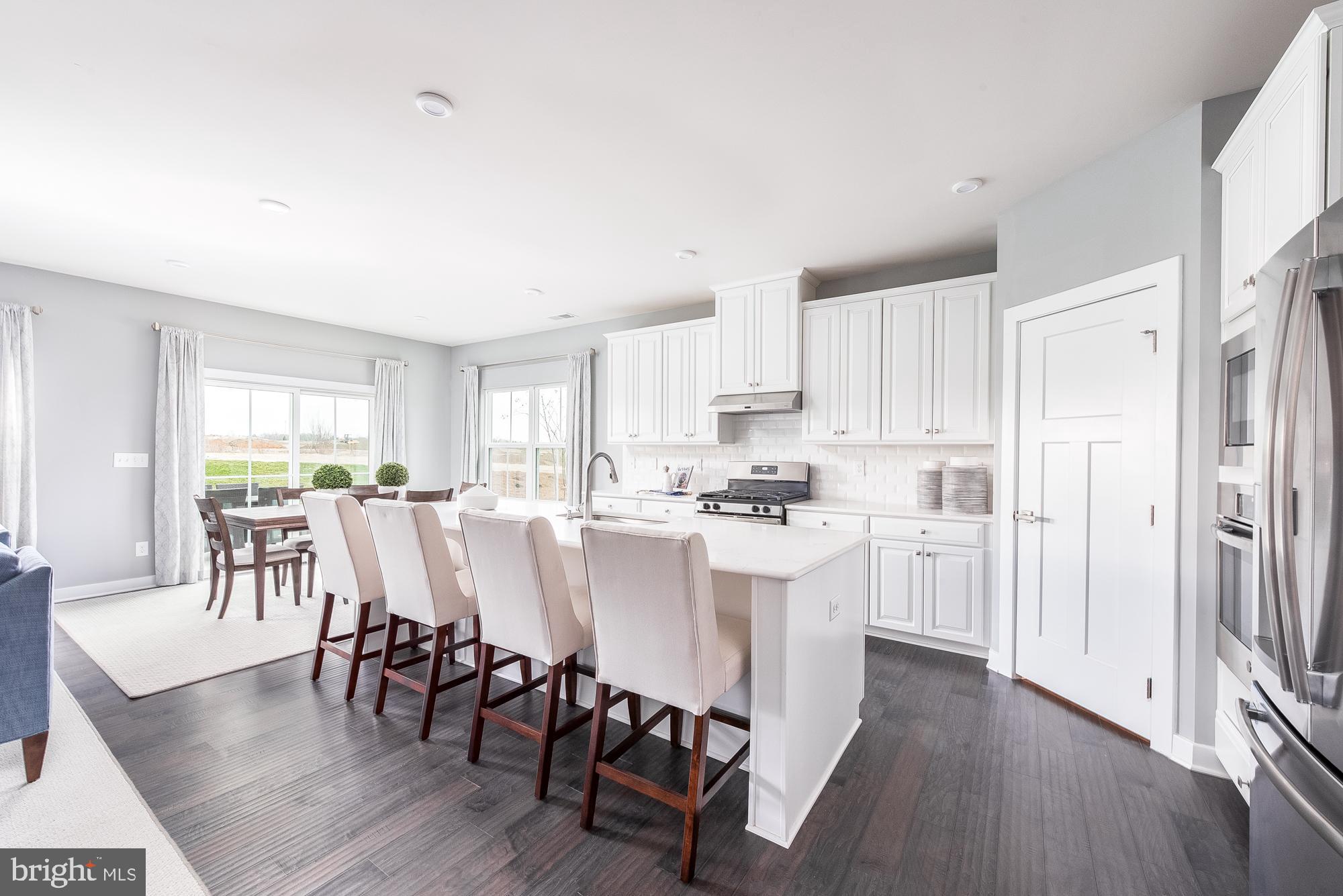 1412 Wallace Way Ranson, WV 25438 - Photo 5 of 15