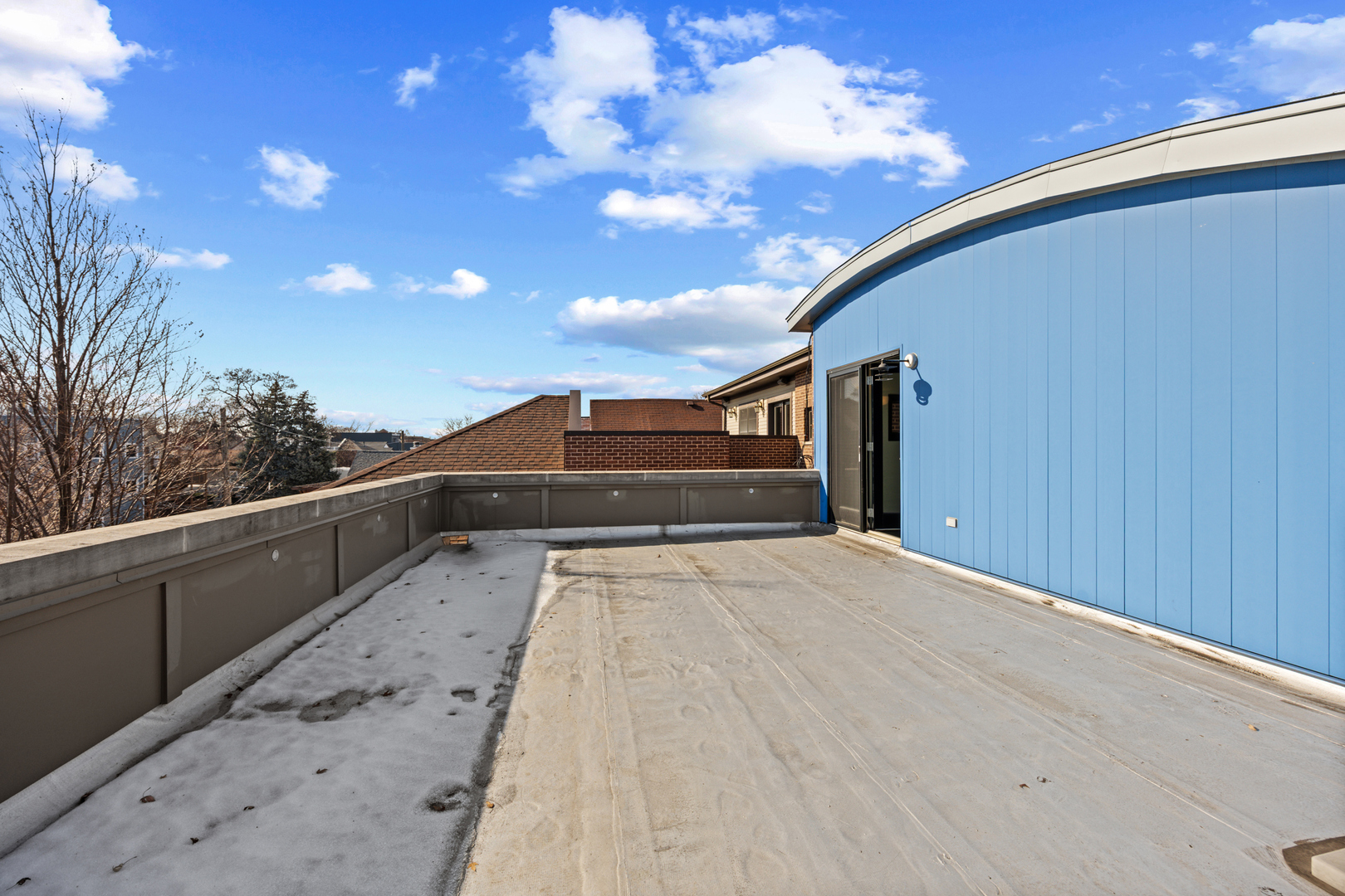 1915 West Henderson Street Chicago, IL 60657 - Photo 21 of 35