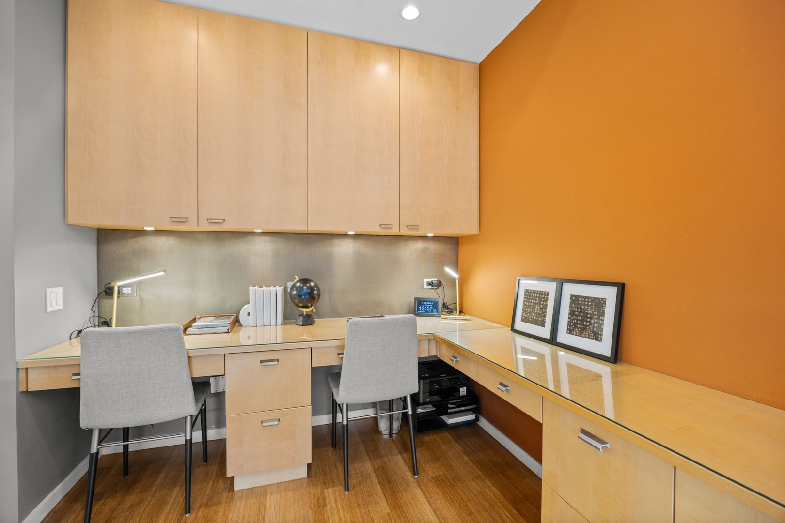 1915 West Henderson Street Chicago, IL 60657 - Photo 33 of 35