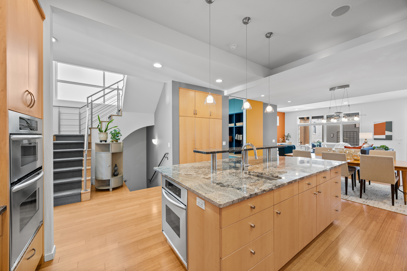 1915 West Henderson Street Chicago, IL 60657 - Photo 5 of 35