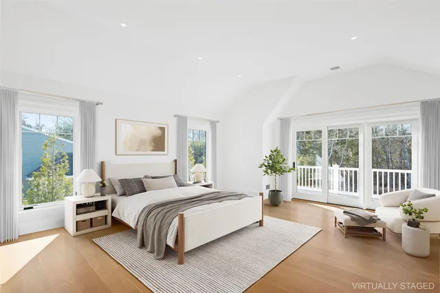 $11,450,000 | 25 Fresh Pond Road, North Haven, NY 11963