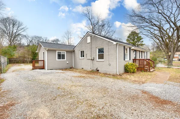$2,250 | 5023 Packard Drive, Nashville, TN 37211