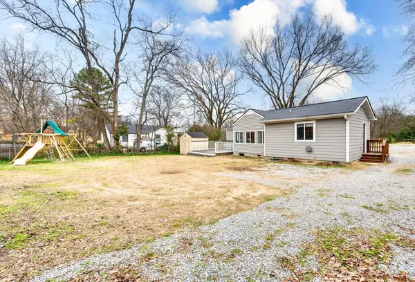 $2,250 | 5023 Packard Drive, Nashville, TN 37211