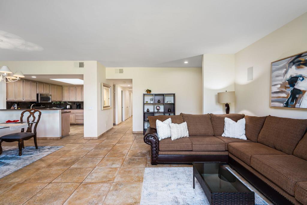 55406 Laurel La La Quinta, CA 92253 - Photo 5 of 50 a living room with furniture and kitchen view