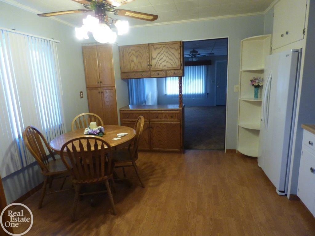 35618 Utica Road Clinton Township, MI 48035 - Photo 7 of 24 50020429-6.JPG