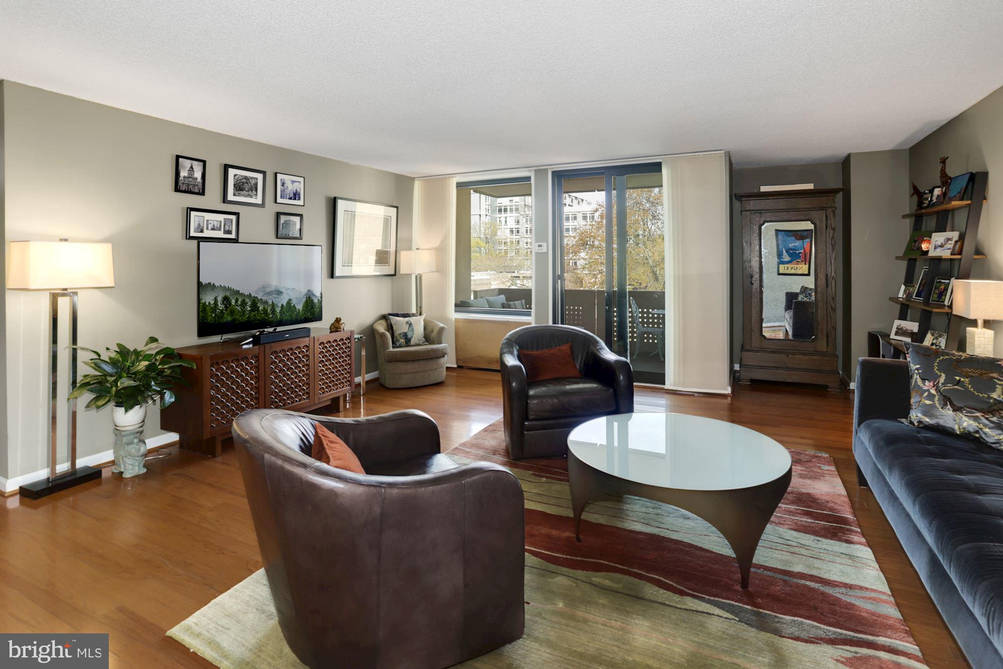 300 M Street Southwest, Unit N200 Washington, DC 20024 - Photo 2 of 45 Living Room
