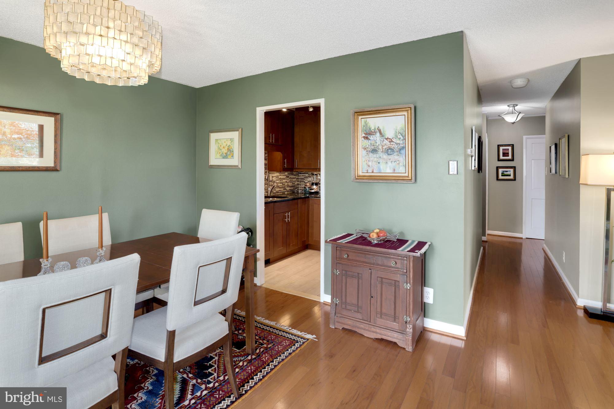 300 M Street Southwest, Unit N200 Washington, DC 20024 - Photo 11 of 45 Dining Area