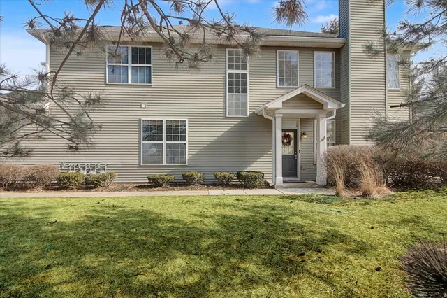 $348,000 | 24190 Pear Tree Circle, Plainfield, IL 60585