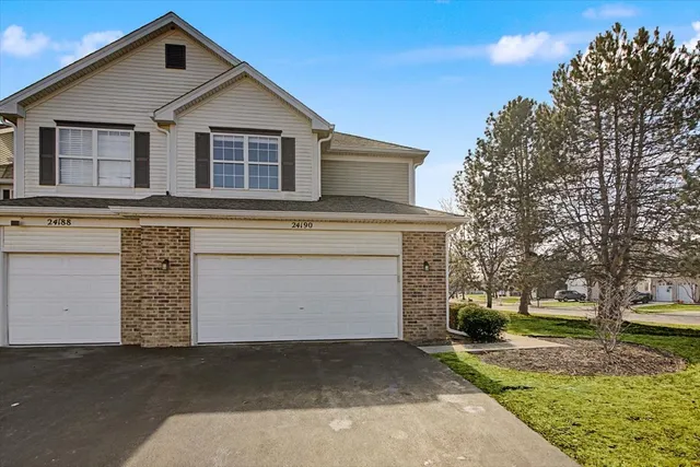 $348,000 | 24190 Pear Tree Circle, Plainfield, IL 60585