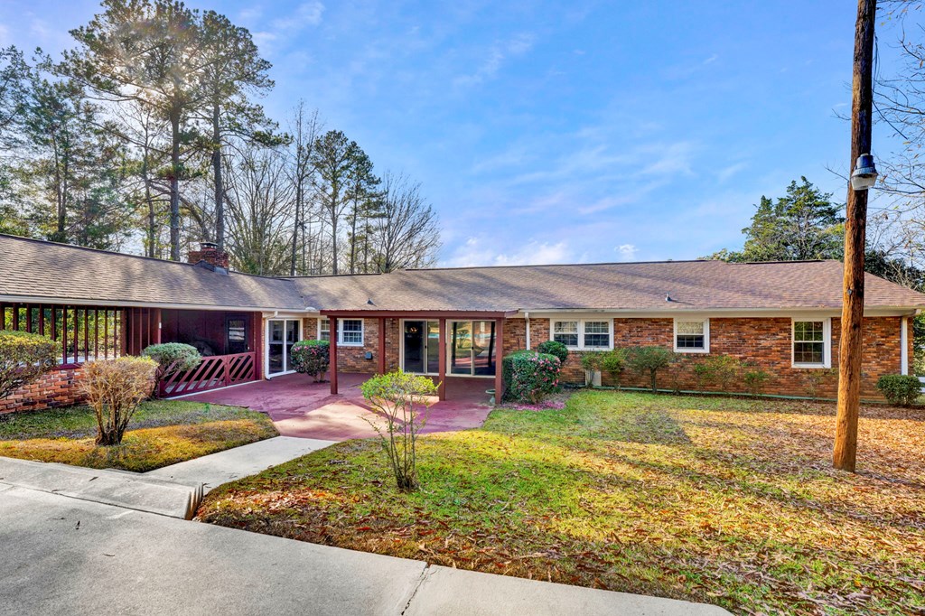 103 Hunting Road Greenwood, SC 29646 - Photo 39 of 48 Gallery Image 39