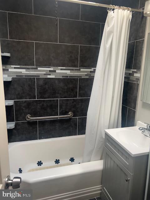723 Marwood Road Philadelphia, PA 19120 - Photo 24 of 43 Shower