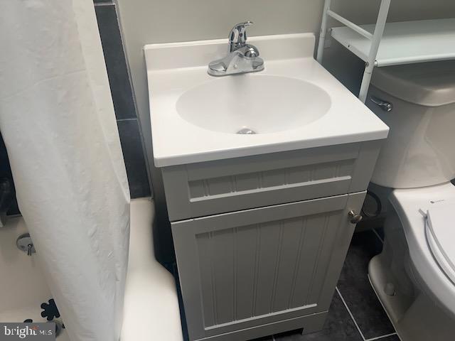 723 Marwood Road Philadelphia, PA 19120 - Photo 25 of 43 Sink
