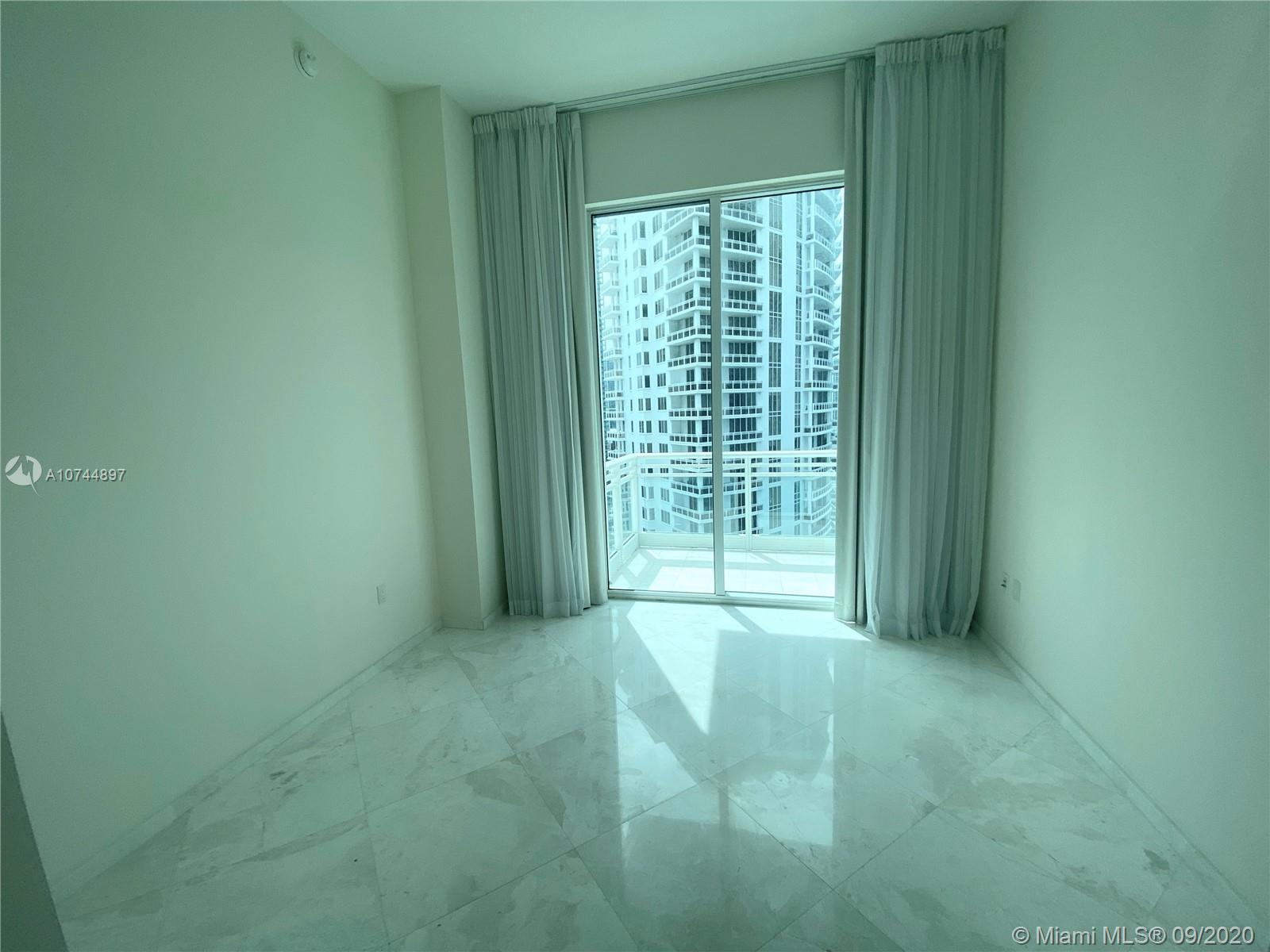 900 Brickell Key Boulevard, Unit 2001 Miami, FL 33131 - Photo 11 of 21