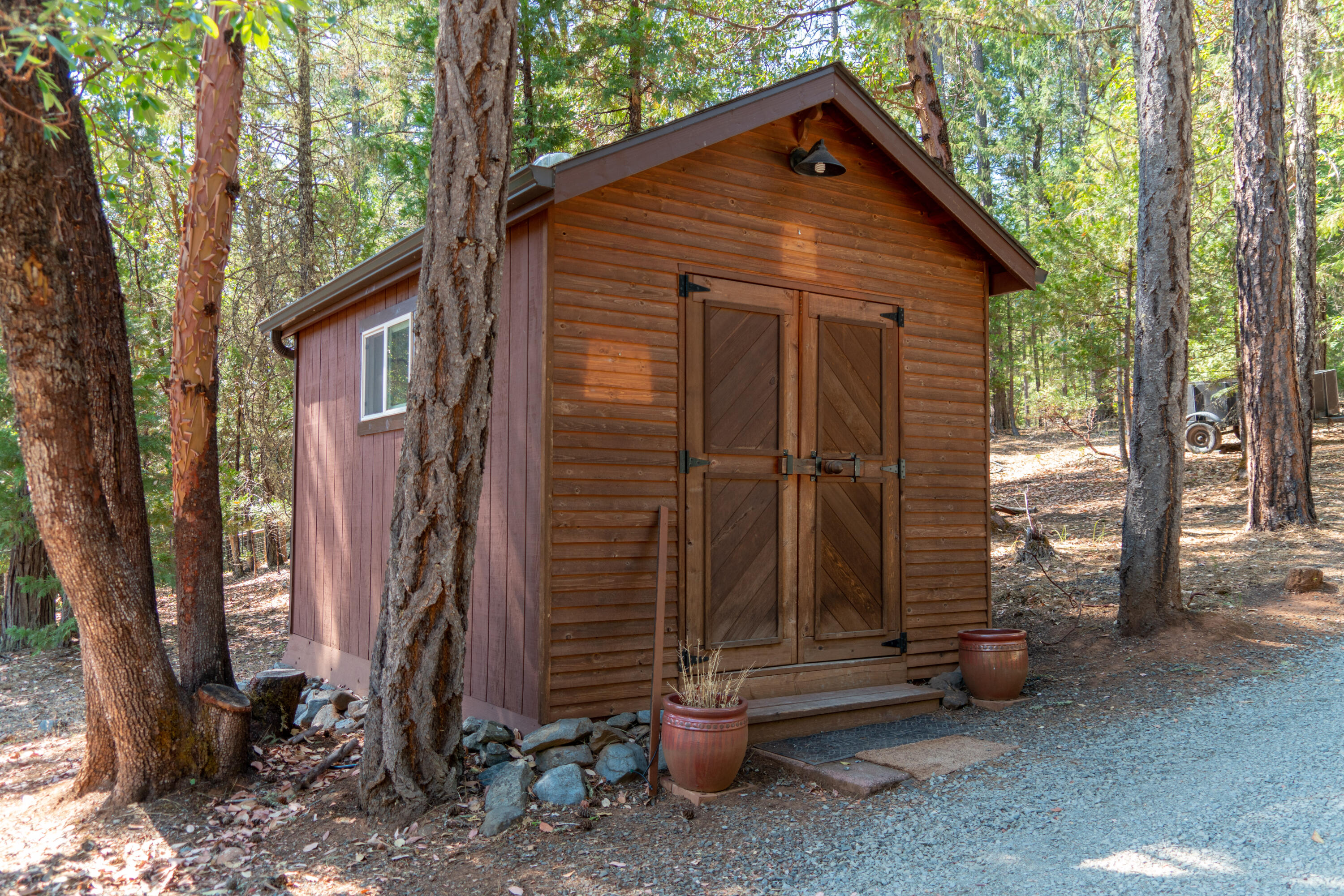 4179 Ditch Creek Road Rogue River, OR 97537 - Photo 40 of 50 Storage building