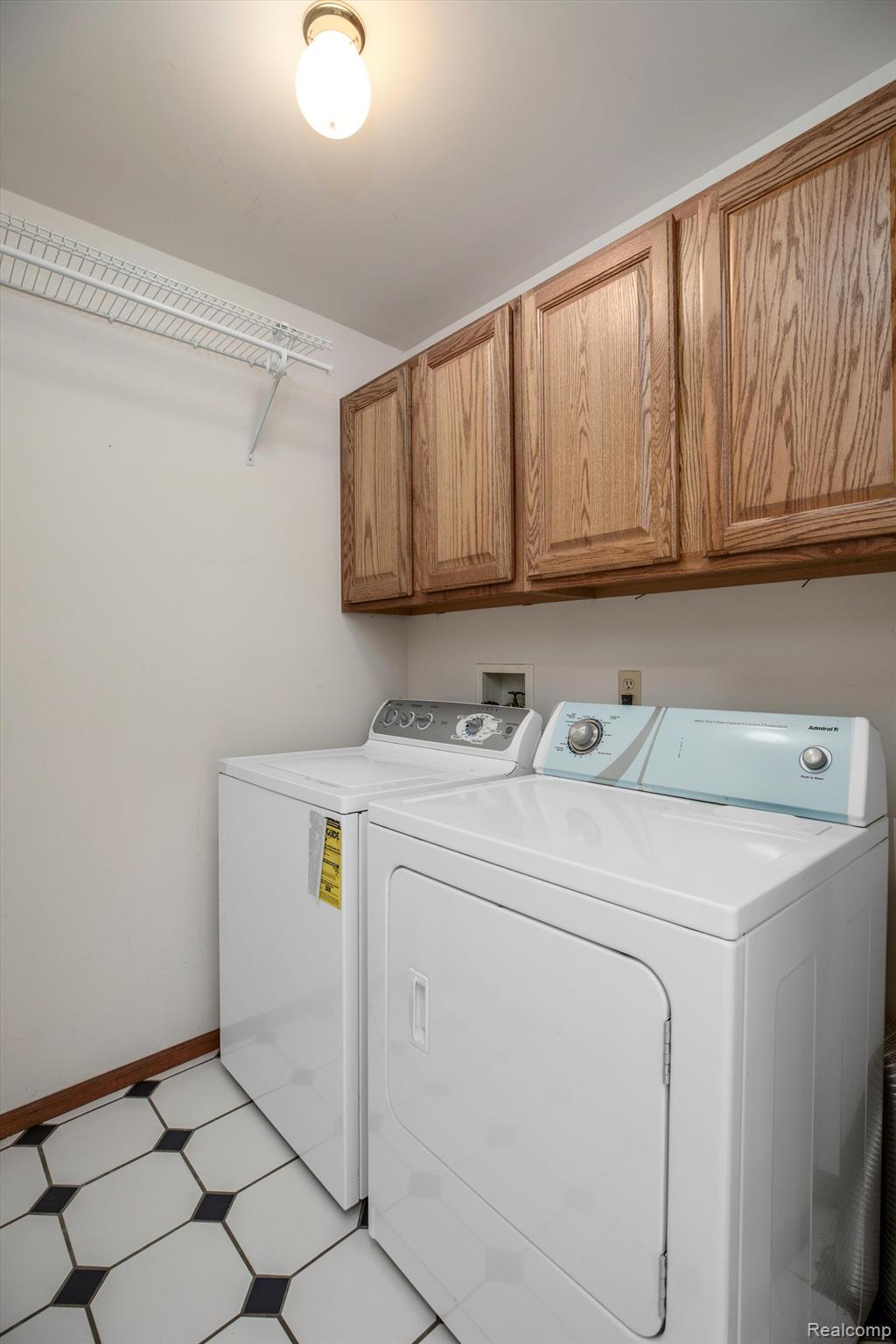 36800 West 11 Mile Road Farmington, MI 48331 - Photo 19 of 47 Gallery Image 19