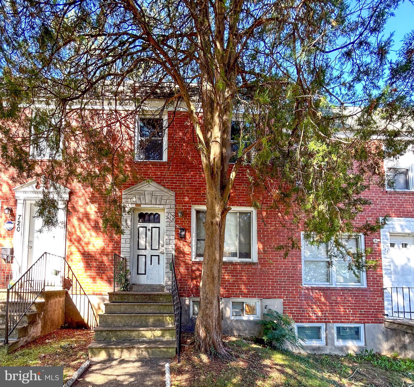 718 North Woodington Road Baltimore, MD 21229 - Photo 1 of 32