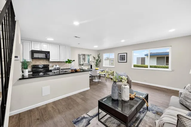 $650,000 | 375 North 3rd Street, Unit 3, Campbell, CA 95008