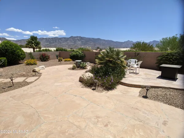 $2,900 | 63945 East Orangewood Lane, Tucson, AZ 85739