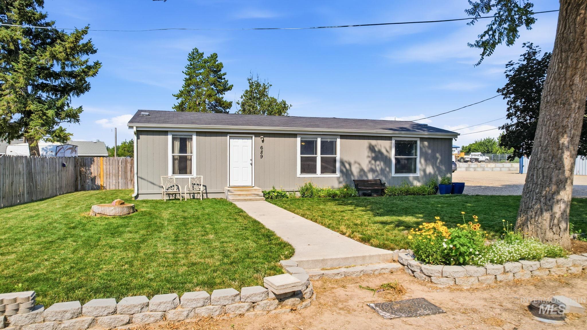 689 Notus Road Notus, ID 83656 - Photo 1 of 27 Gallery Image 1