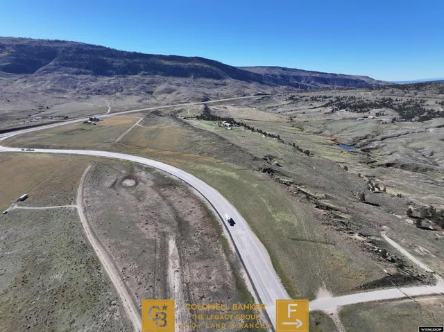 $232,620 | 220 Hwy Casper Wy, Casper, WY 82604