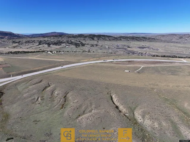 $232,620 | 220 Hwy Casper Wy, Casper, WY 82604