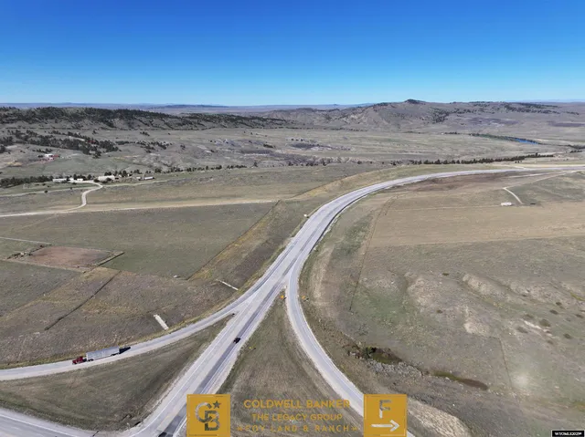 $232,620 | 220 Hwy Casper Wy, Casper, WY 82604
