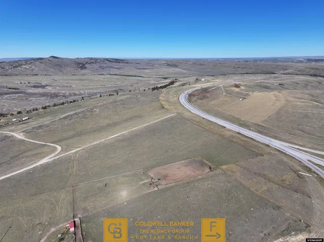$232,620 | 220 Hwy Casper Wy, Casper, WY 82604