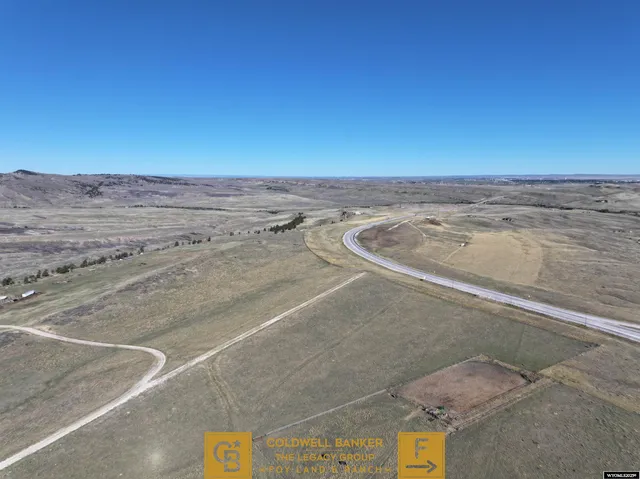 $232,620 | 220 Hwy Casper Wy, Casper, WY 82604