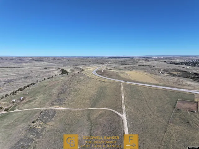 $232,620 | 220 Hwy Casper Wy, Casper, WY 82604