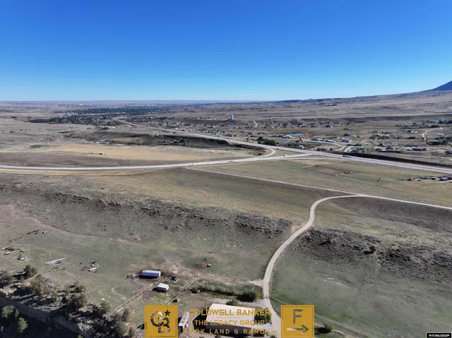 $232,620 | 220 Hwy Casper Wy, Casper, WY 82604