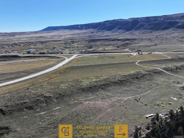 $232,620 | 220 Hwy Casper Wy, Casper, WY 82604