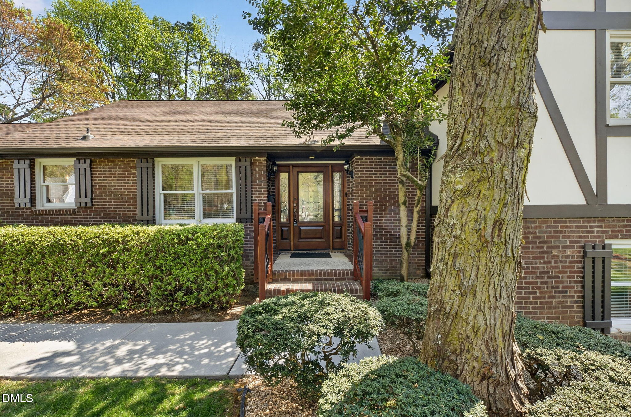 9400 Does Run Court Raleigh, NC 27613 - Photo 2 of 35 3-web-