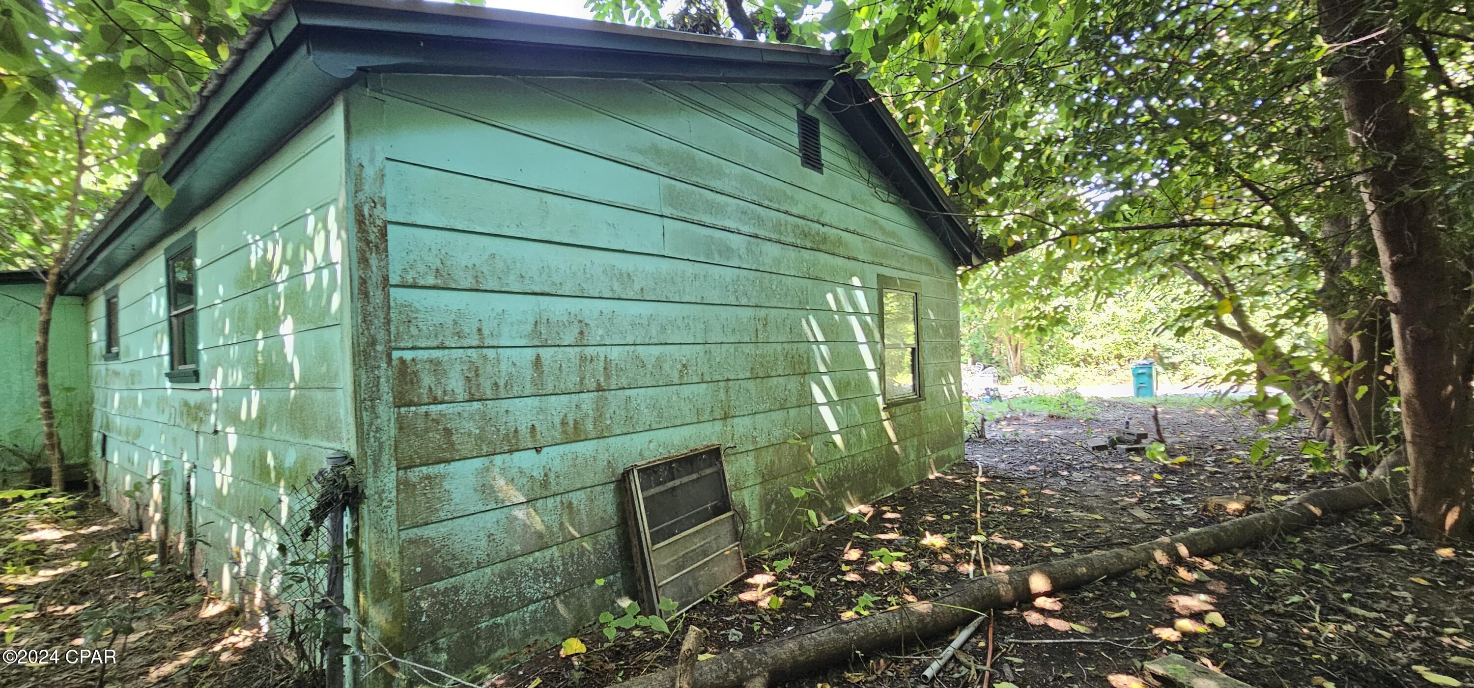 2755 Monroe Street Chipley, FL 32428 - Photo 2 of 15
