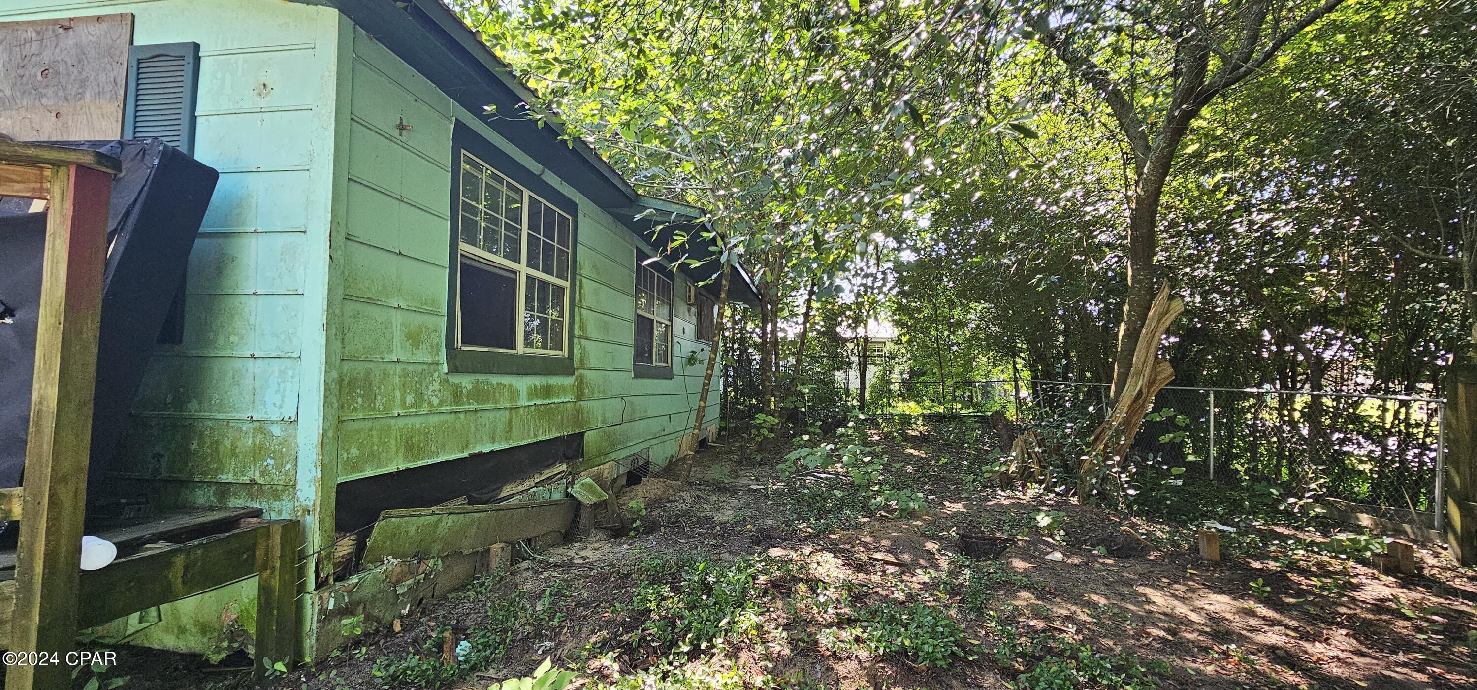 2755 Monroe Street Chipley, FL 32428 - Photo 3 of 15