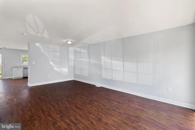 $3,000 | 14090 Kramer Place, Woodbridge, VA 22193