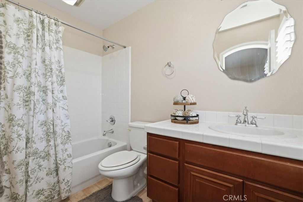 16795 Eagle Peak Road Riverside, CA 92504 - Photo 47 of 74 Bathroom #4