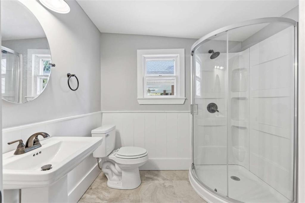 420 Fore Acre Street Cornelia, GA 30531 - Photo 39 of 48 a bathroom with a bathtub shower sink mirror and toilet