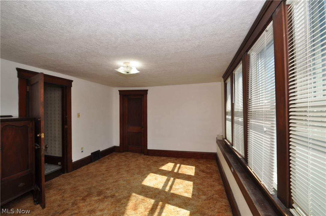 4904 Ridge Avenue Southeast Canton, OH 44707 - Photo 10 of 21 Gallery Image 10