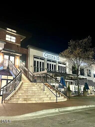 933 St Marys Street Raleigh, NC 27605 - Photo 30 of 34 village 5