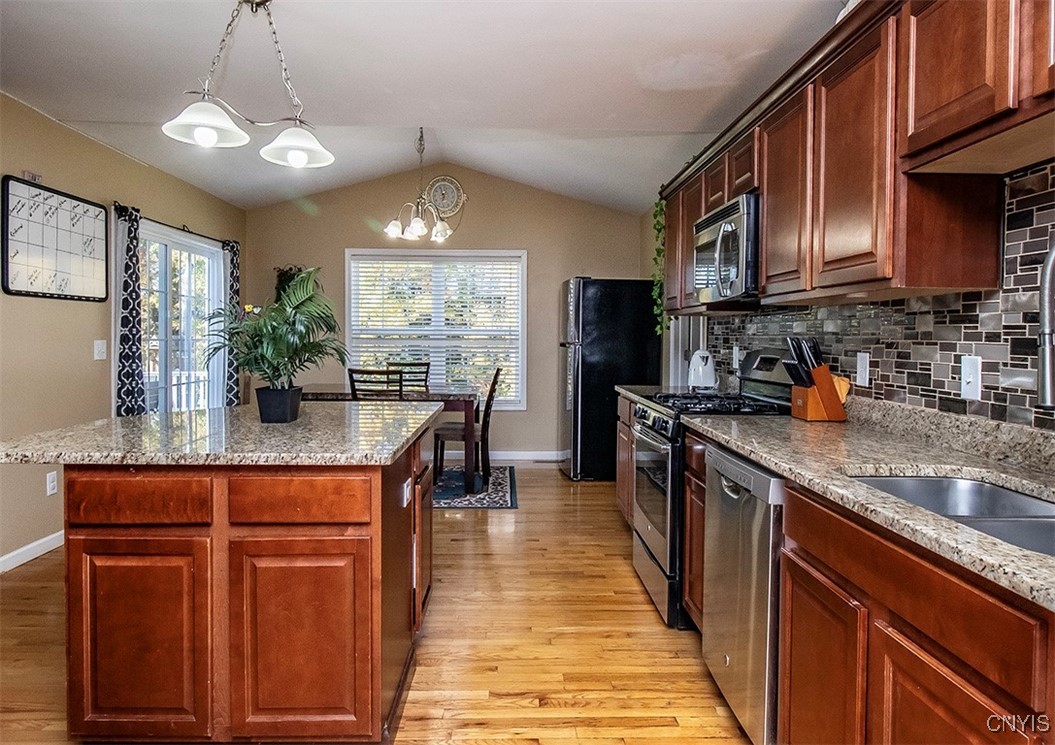 5143 Wolf Tree Path Clay, NY 13029 - Photo 7 of 31