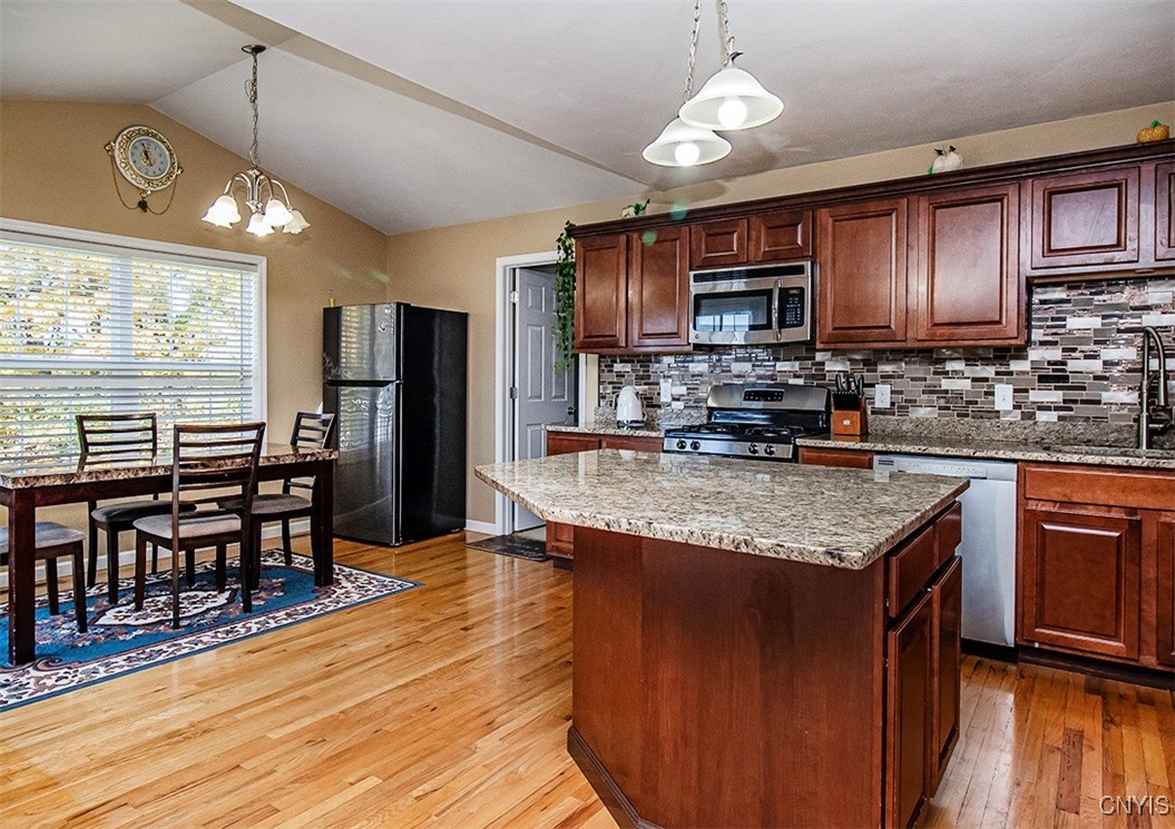 5143 Wolf Tree Path Clay, NY 13029 - Photo 8 of 31