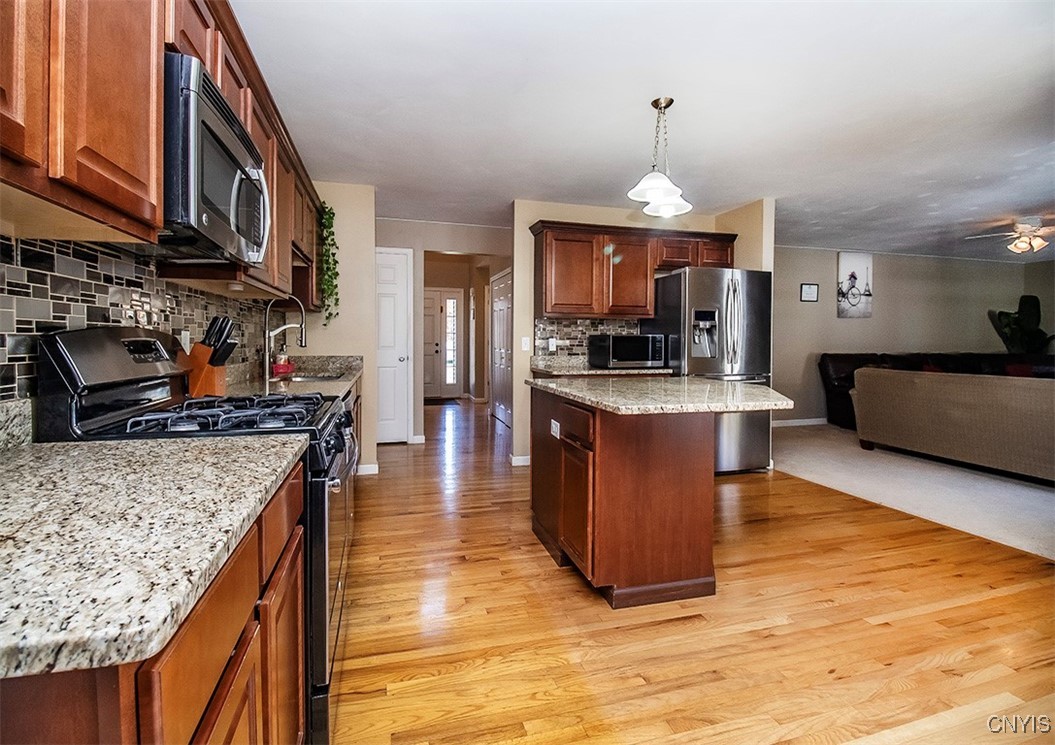 5143 Wolf Tree Path Clay, NY 13029 - Photo 10 of 31