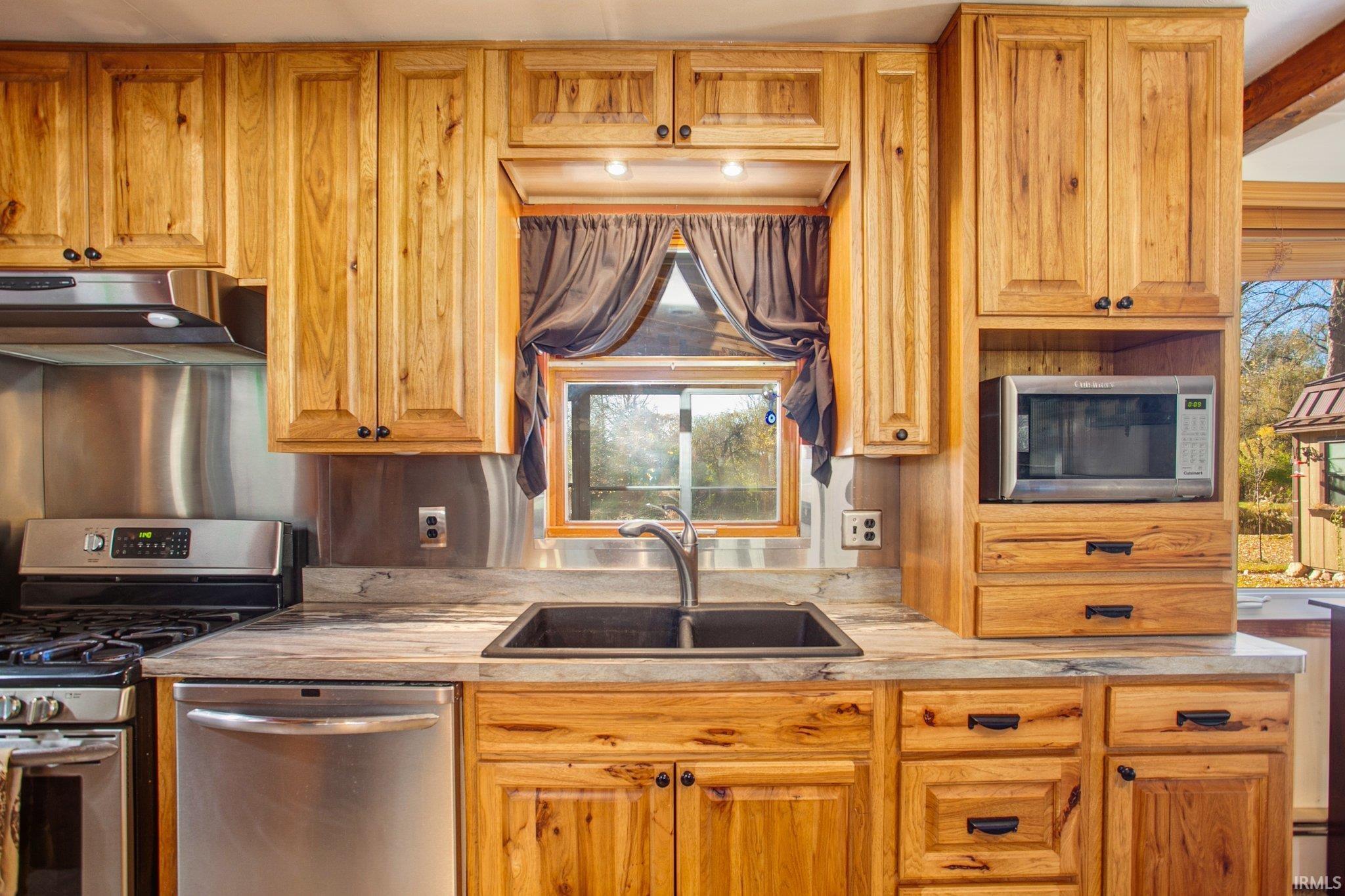 17700 Douglas Road South Bend, IN 46635 - Photo 13 of 36 Gallery Image 13