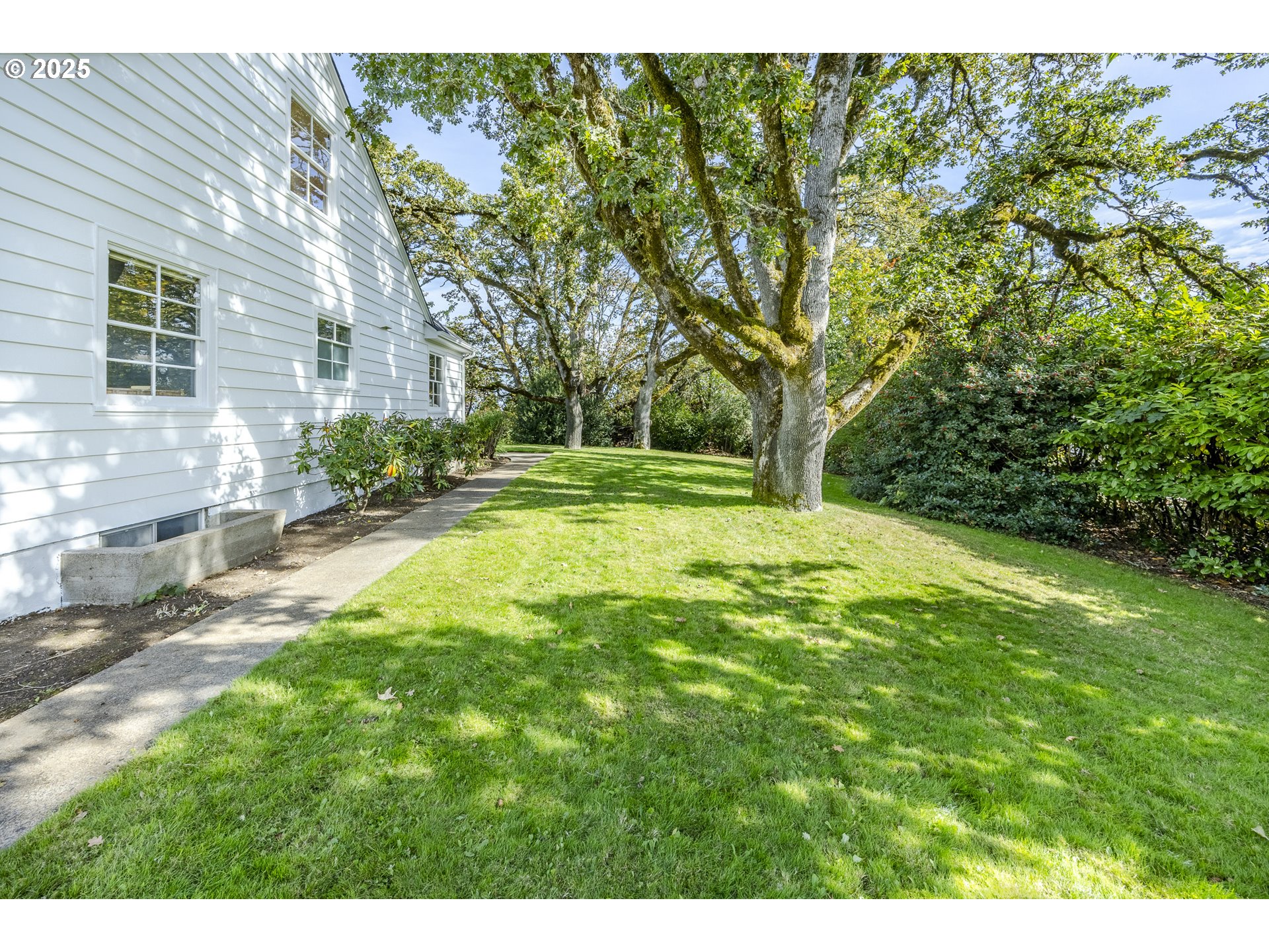 641 City View Boulevard Springfield, OR 97477 - Photo 45 of 48