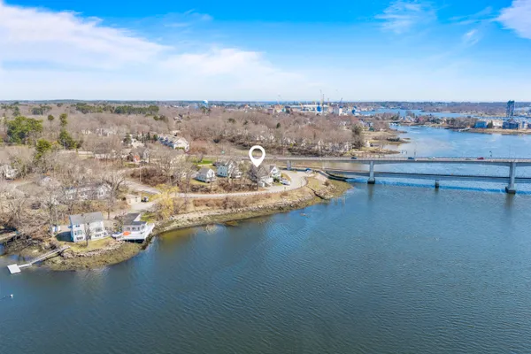 $1,050,000 | 30 Bridge Street, Kittery, ME 03904