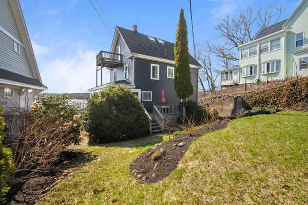 $1,050,000 | 30 Bridge Street, Kittery, ME 03904
